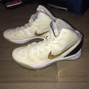 Nike Hyperdunk Flywire White & Gold